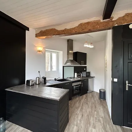 L'elegant T3 Coeur Du Village Parking Facile